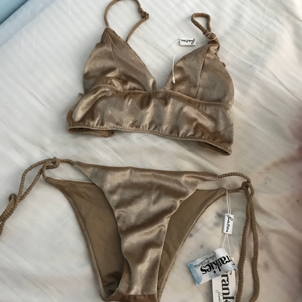 Frankie’s Bikinis Set XS NWT Velvet
